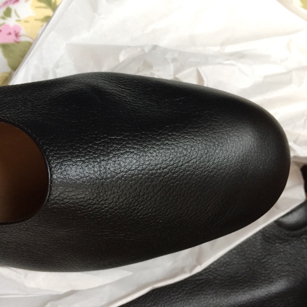 Everlane Day Glove flats